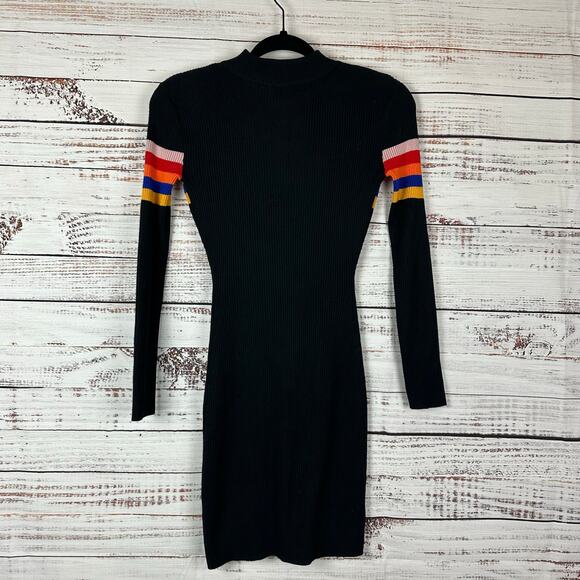 Womens Y2K Charlotte Russe Long Sleeve Black Striped 1/4 Zip Dress Stretch Sz S - Picture 3 of 6